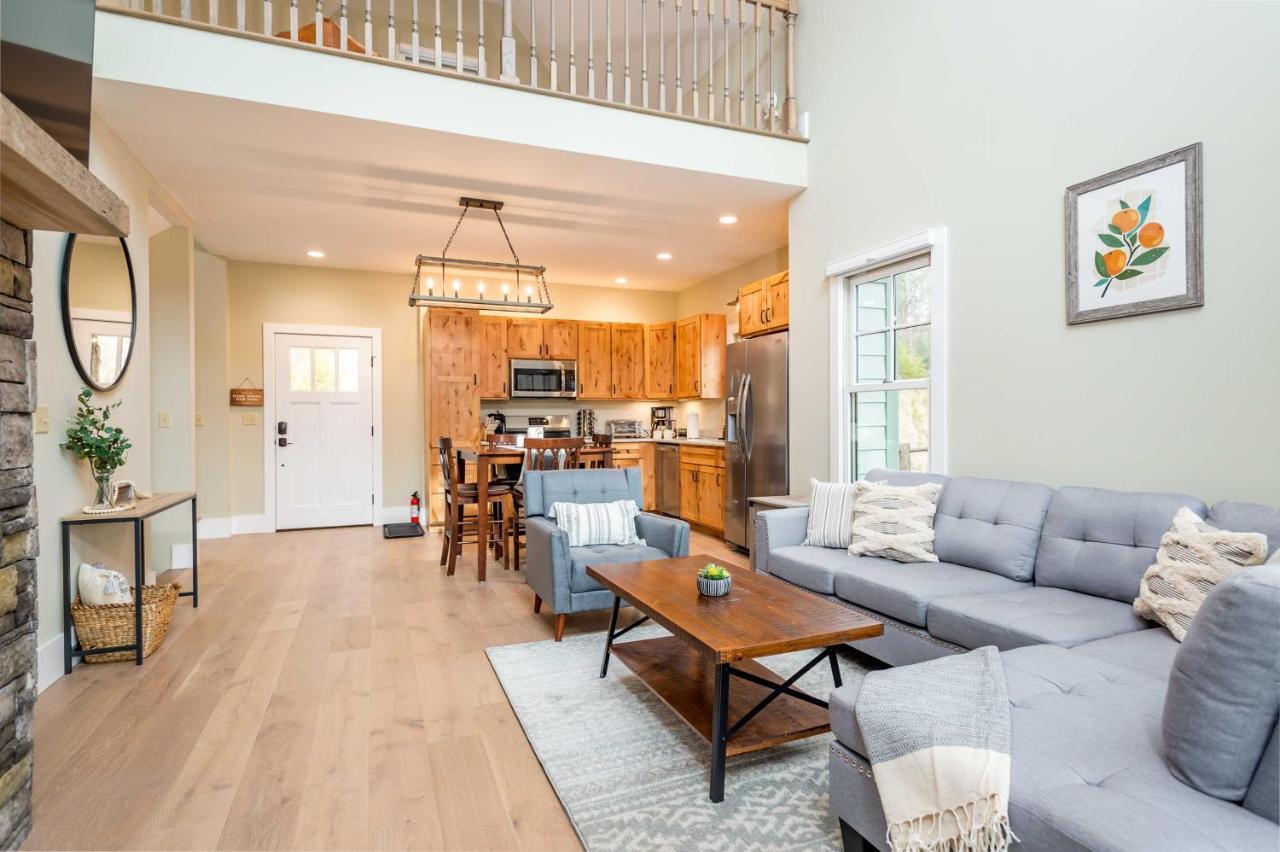 Cullowhee Home With Game Room, Wraparound Decks Экстерьер фото